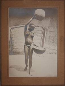 Eugène Brussaux. The African Venus. Silver gelatin print. 1906.